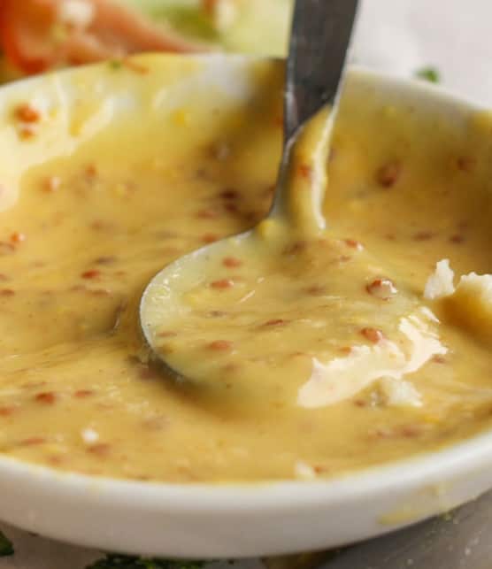 sauce à la moutarde à l'ancienne