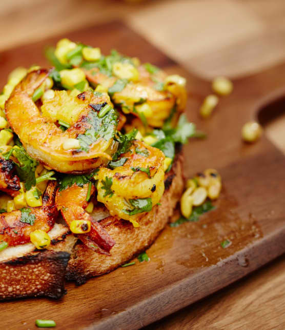 crevettes et maïs «à la plancha»