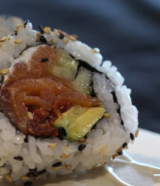 maki au saumon fumé et au fromage à la crème