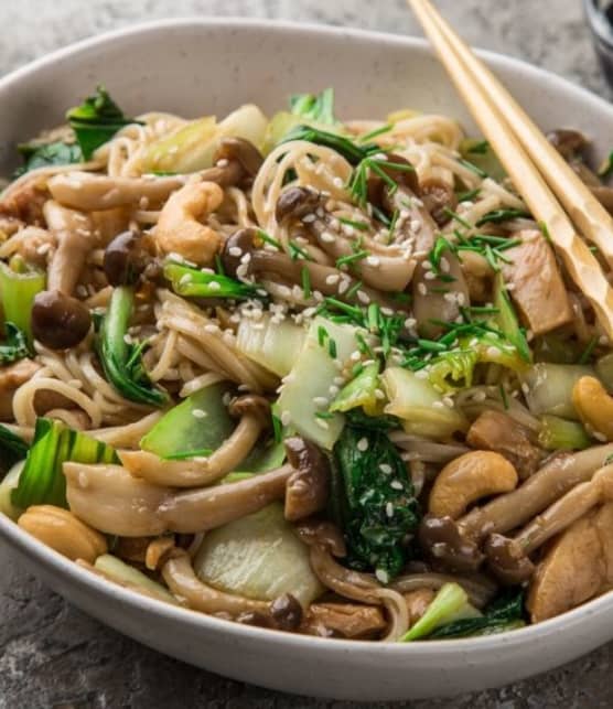 Poulet sauté aux noix de cajou