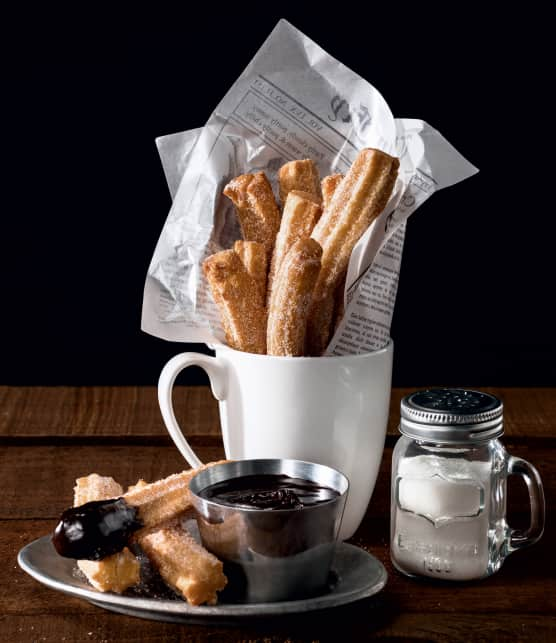 Churros, sauce pimentée choco-tequila