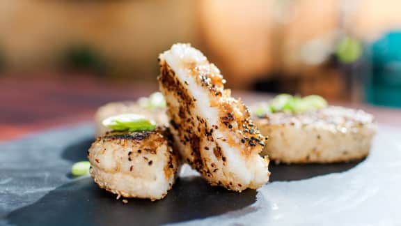 Gâteaux de riz grillés farcis au miso