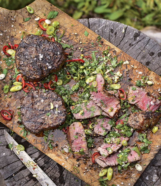 Filets mignons marinés à sec, crème aux anchois ou sauce au jus