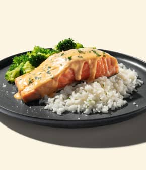 Saumon crémeux, légumes et riz