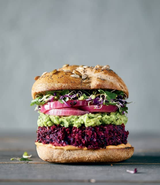 Burgers végés aux betteraves et au quinoa