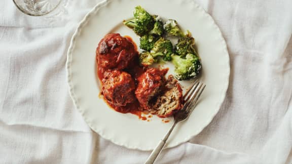 Jeudi : Boulettes porc-épic & brocoli au parmesan