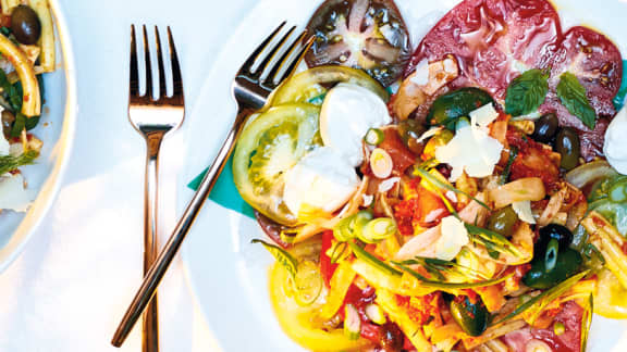 Salade de pâtes de tomates ancestrales