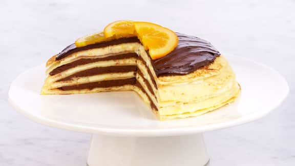 Gâteau de crêpes au chocolat et à l’orange