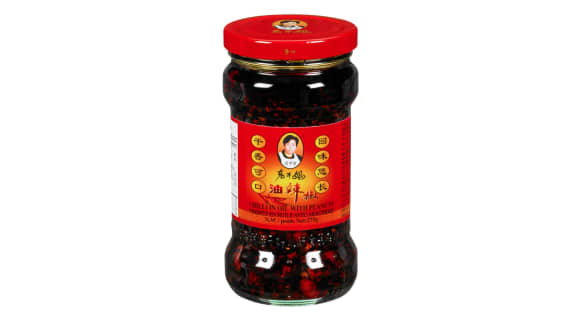 Voici comment faire son huile de chili croustillante maison !