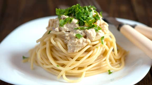 Spaghetti au poulet, citron, parmesan et persil