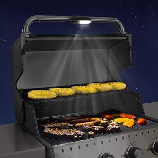 8 accessoires indispensables pour votre coin BBQ