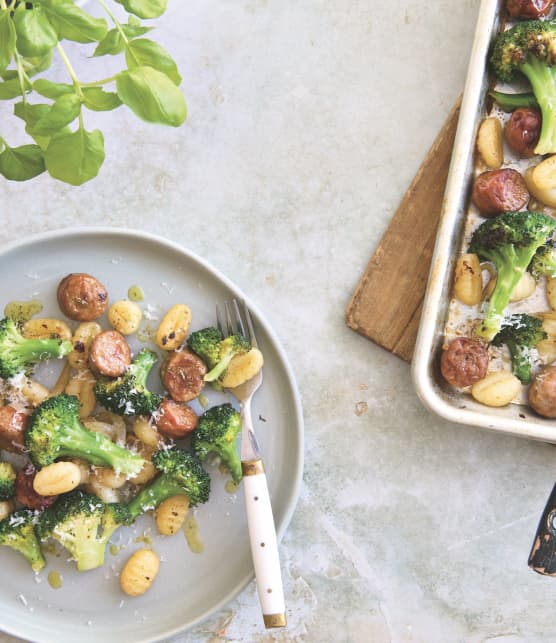 Gnocchis croustillants aux saucisses et au brocoli