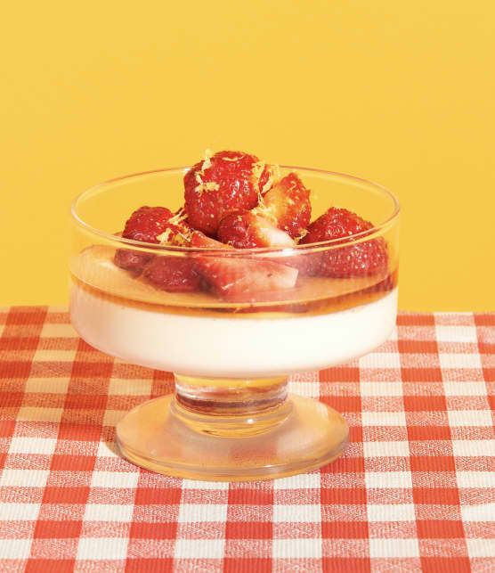 Panna cotta et salade de fraises