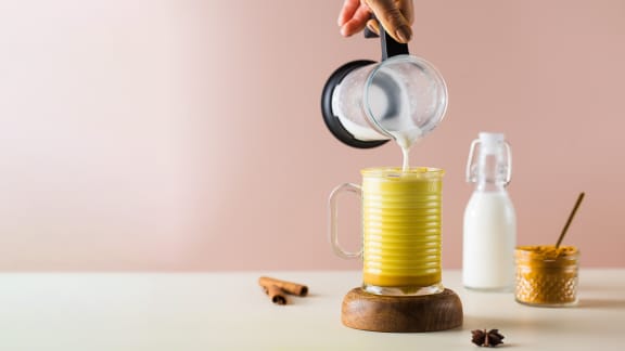 Golden Latte : comment préparer cette boisson dorée pour profiter de ses bienfaits