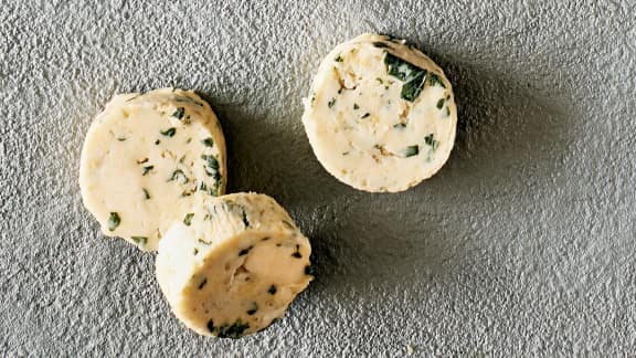 Beurre au miso et aux herbes