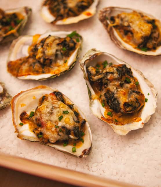 Huîtres chaudes au parmesan, épinards et poireaux
