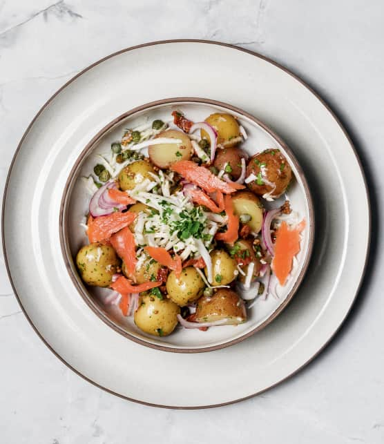 Salade de pommes de terre et saumon fumé