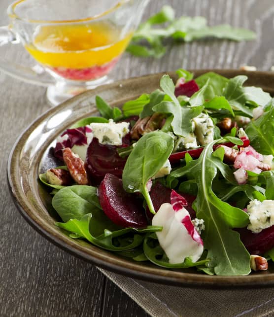 Salade de betteraves rôties, de cresson et de pacanes