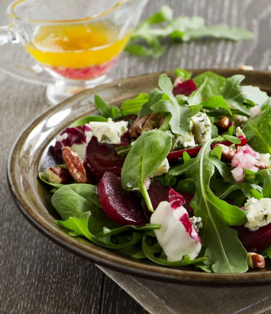 Salade de betteraves rôties, de cresson et de pacanes