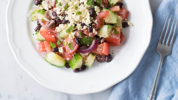 Salade grecque protéinée au tofu