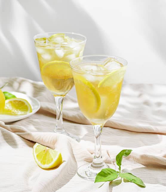 Limoncello Spritz