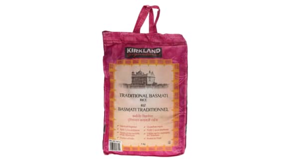 Voici comment ouvrir le riz Kirkland de Costco sans déchirer le sac