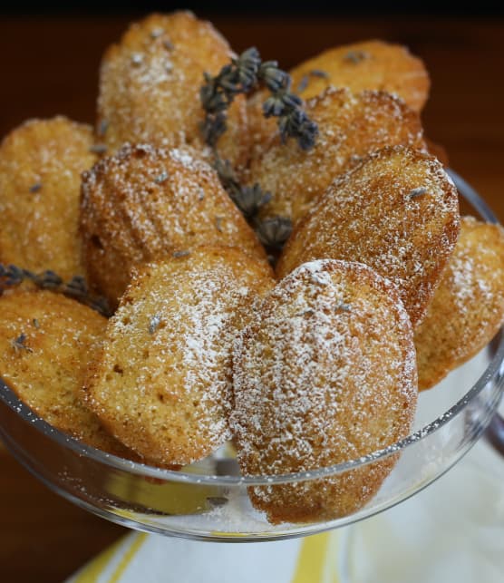 Madeleines au beurre noisette, miel et lavande