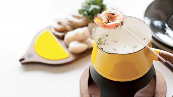 Fondue de lait de coco au curry vert