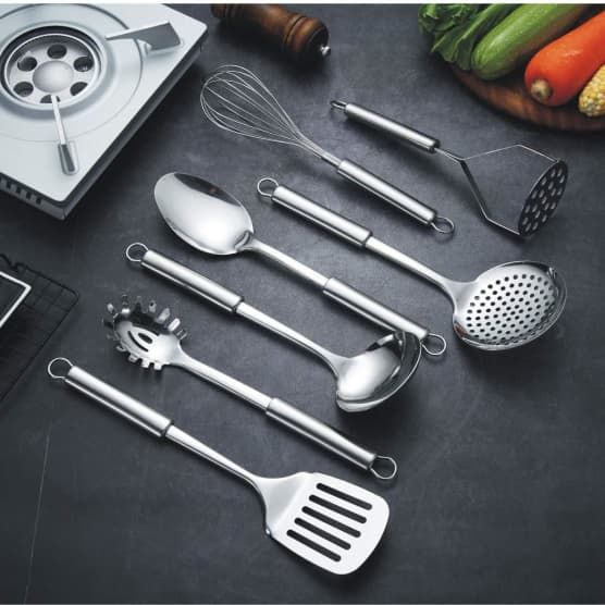 X items de cuisine essentiels pour un premier appartement