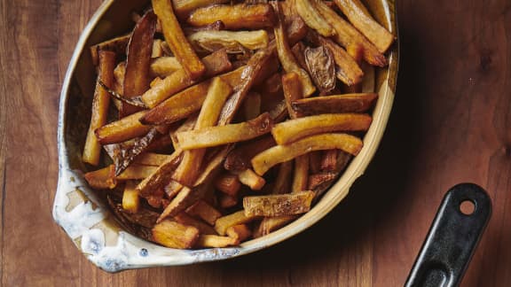 Cuisson des pommes de terre frites en 2 temps - Notre recette avec