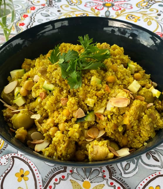 Quinoa one pot au poulet et aux saveurs marocaines