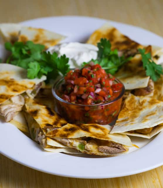 Quesadillas de hauts de cuisses de poulet épicés