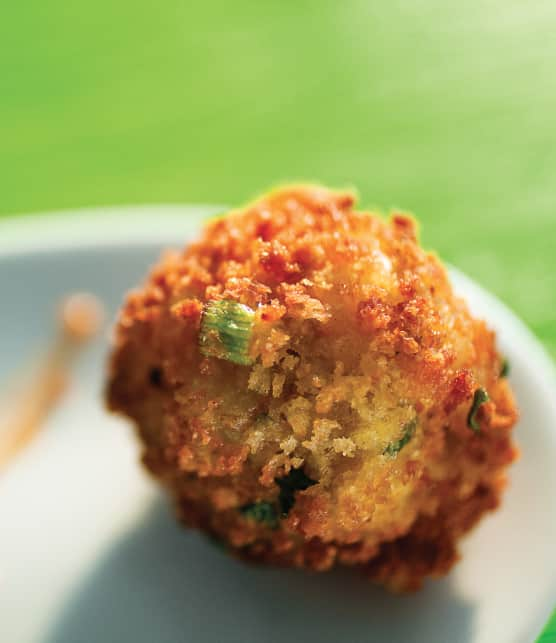 beignets de crevettes et mayonnaise au paprika fumé