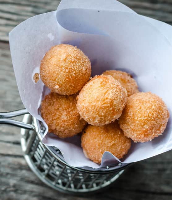 bocconcinis frits et sauce piquante