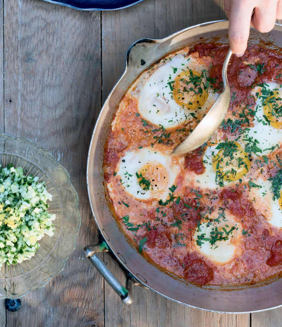 shakshuka 2.0 et salade de concombre à la marocaine