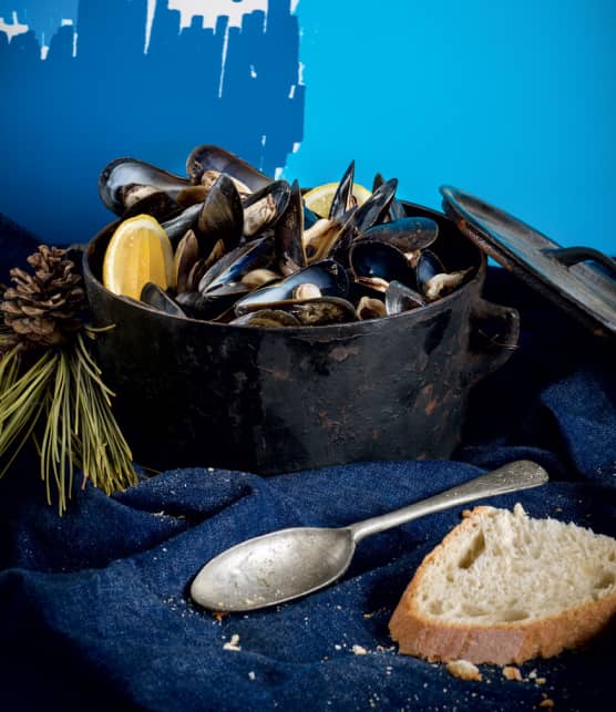moules bleues fumées aux épines de pin