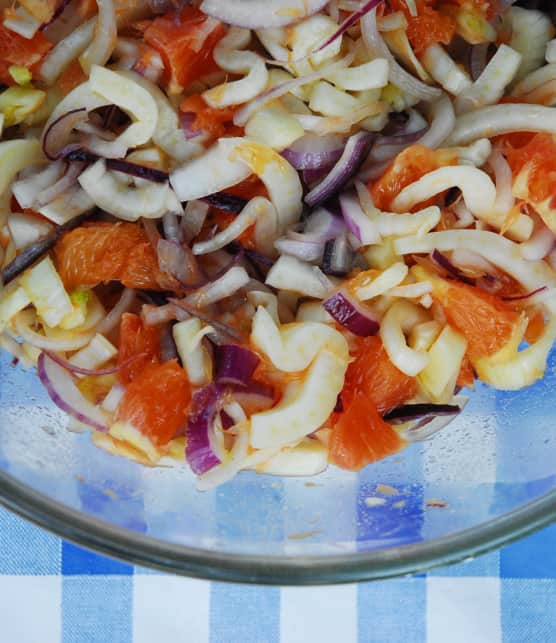 salade à l’orange, au fenouil et aux oignons