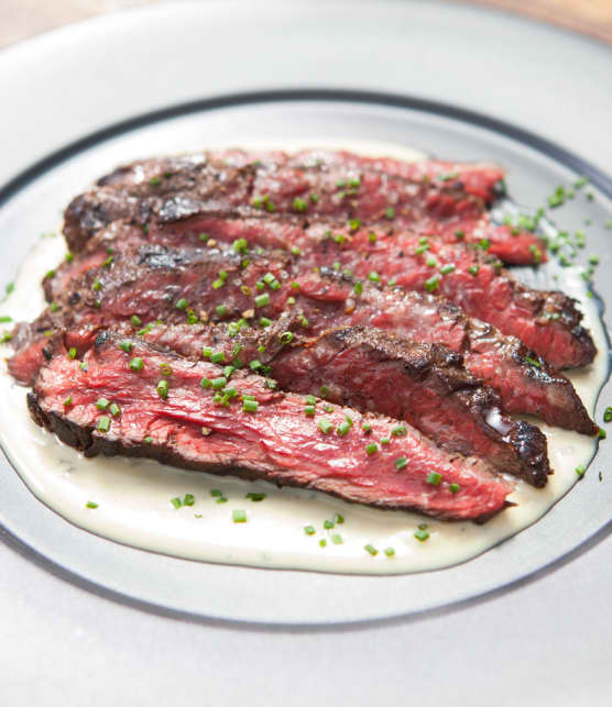 onglet de boeuf à la moutarde et sauce au Roquefort