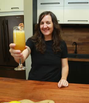 Comment faire un smoothie orange selon Karine Verpillot