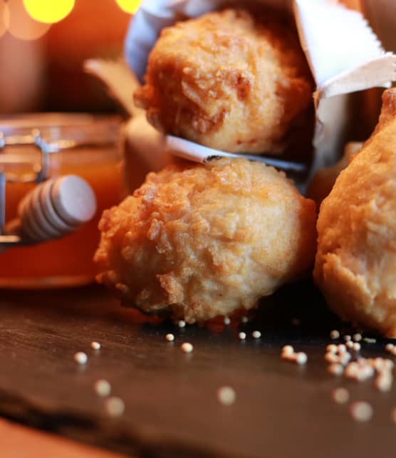 Croquettes de poulet, sauce miel et moutarde