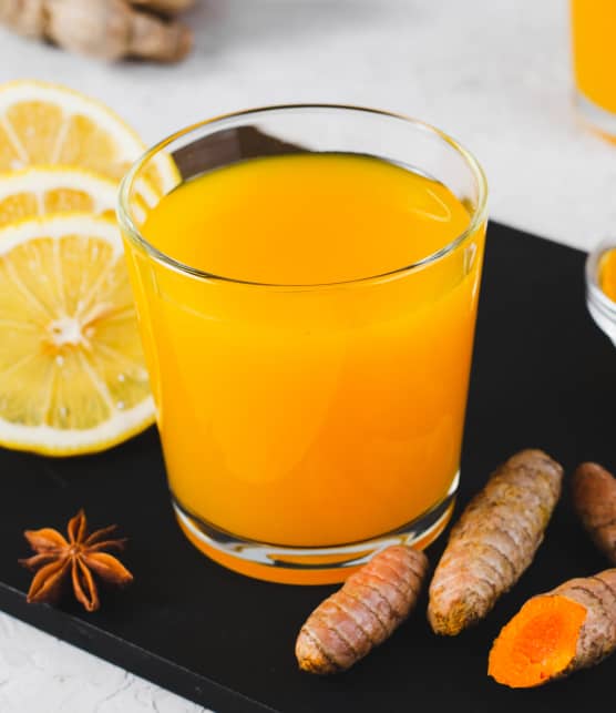 Shot curcuma, poivre et citron