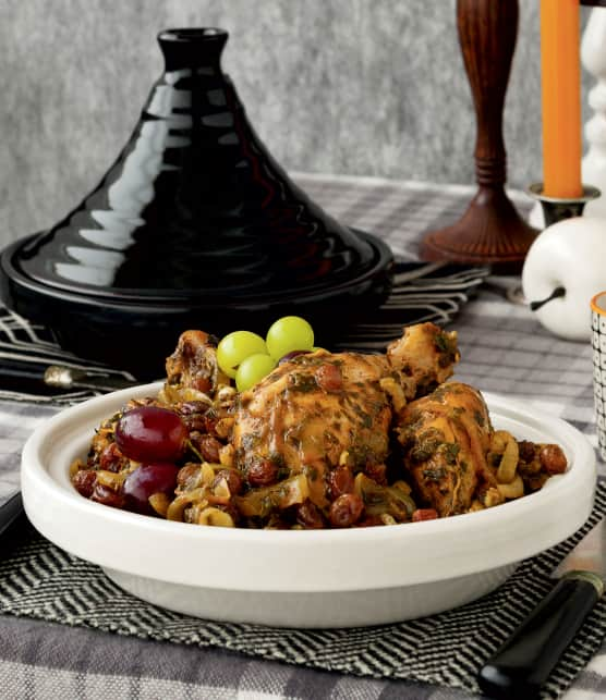 Tajine de poulet aux raisins et à la cannelle