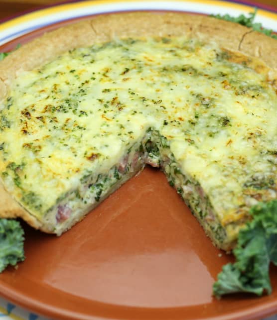 Quiche lorraine au fromage emmental et chou frisé